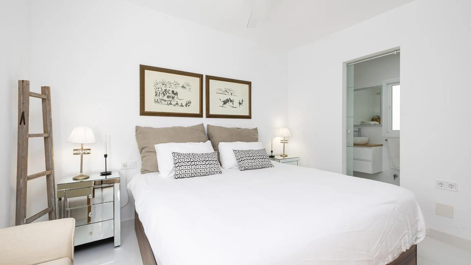 Las Flores Marbella Centro By Aora Stay